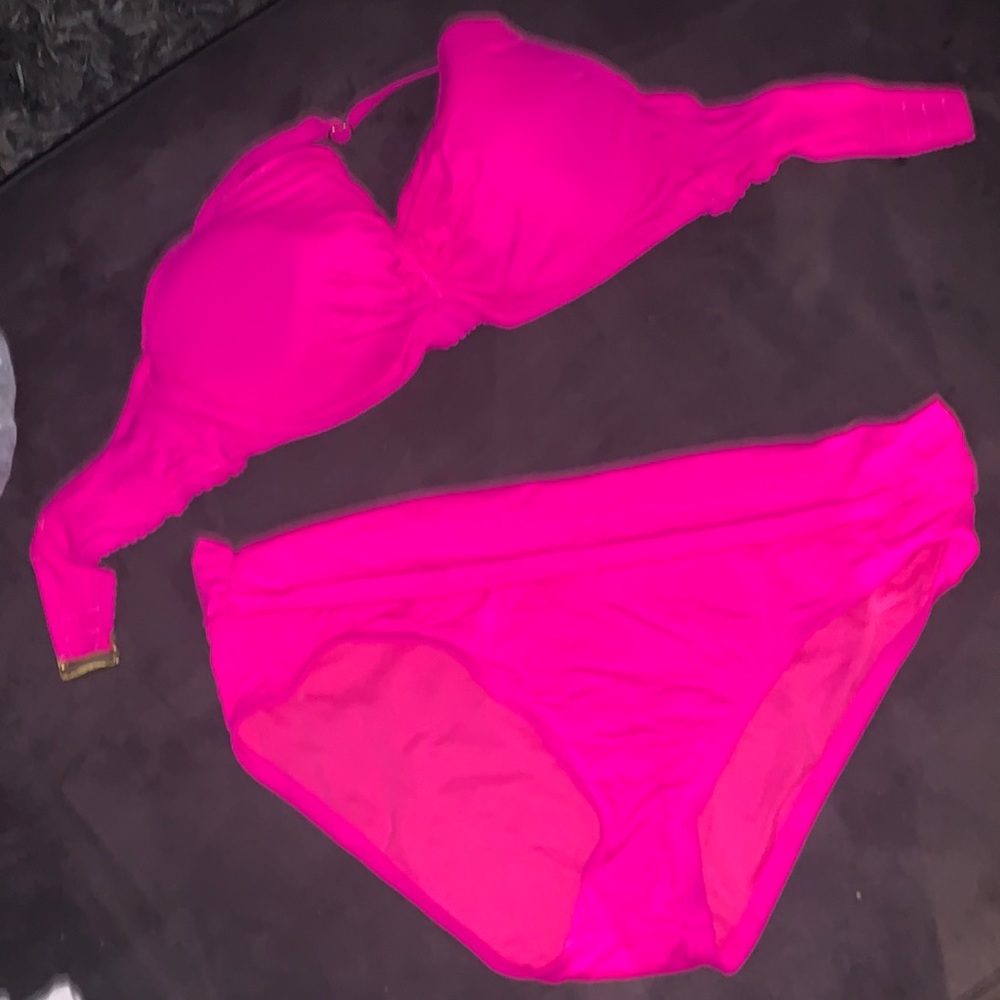 Hot Pink Swim wear. 2 piece size 12-14 top 36/38 D